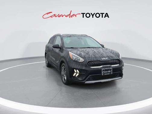 2022 Kia Niro LXS