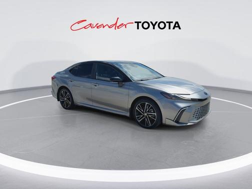 Heavy Metal/Midnight Black Metallic 2025 Toyota Camry XSE
