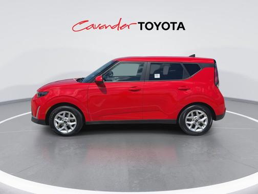 Inferno Red 2025 Kia Soul LX