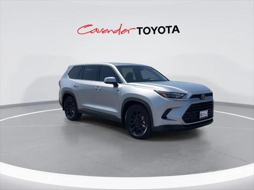 2025 Toyota Highlander LE
