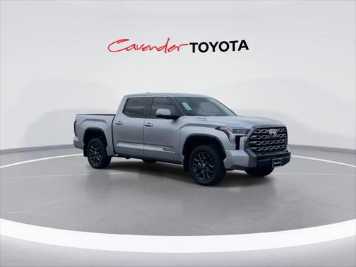 2025 Toyota Tundra Hybrid Platinum