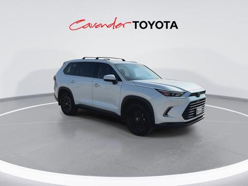 Pearl 2025 Toyota Grand Highlander Hybrid XLE