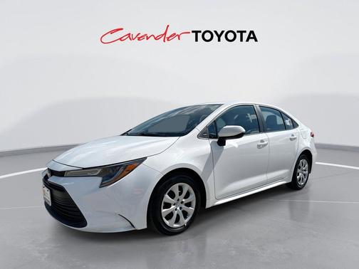 Ice Cap 2024 Toyota Corolla LE