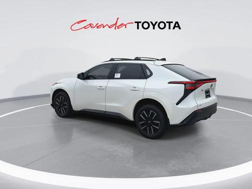 2026 Toyota bZ XLE Plus