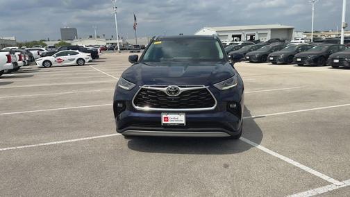 Blueprint 2023 Toyota Highlander Platinum