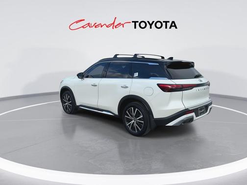 Majestic White/Black Obsidian 2024 INFINITI QX60 AUTOGRAPH