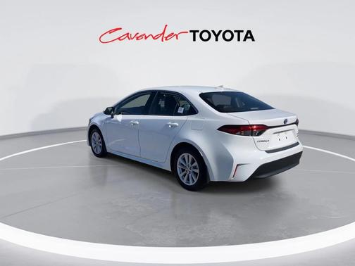 2025 Toyota Corolla Hybrid XLE