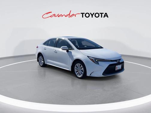 2025 Toyota Corolla Hybrid XLE
