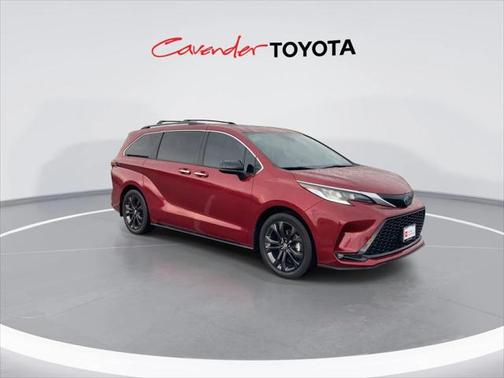 2024 Toyota Sienna XSE 7 Passenger