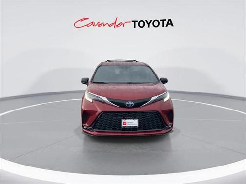 2024 Toyota Sienna XSE 7 Passenger