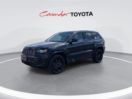 2022 Jeep Grand Cherokee Altitude