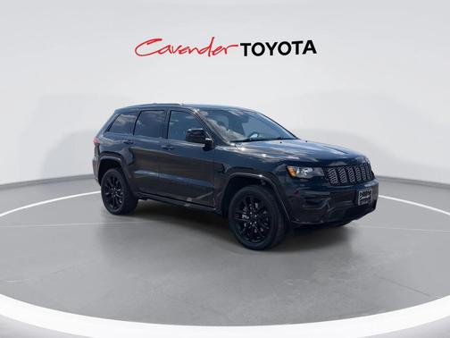 2022 Jeep Grand Cherokee Altitude