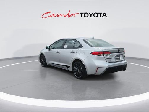 Classic Silver Metallic 2026 Toyota Corolla SE