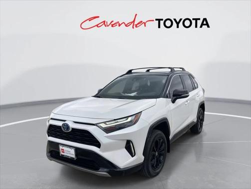 2024 Toyota RAV4 Hybrid SE