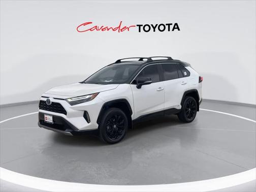2024 Toyota RAV4 Hybrid SE