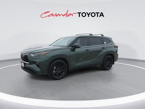 Cypress 2024 Toyota Highlander LE
