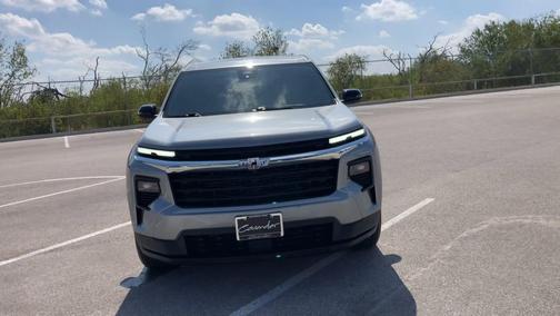 2024 Chevrolet Traverse LS