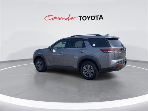 2024 Nissan Pathfinder SV 4WD