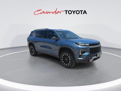 Lakeshore Blue Metallic 2025 Chevrolet Traverse AWD Z71