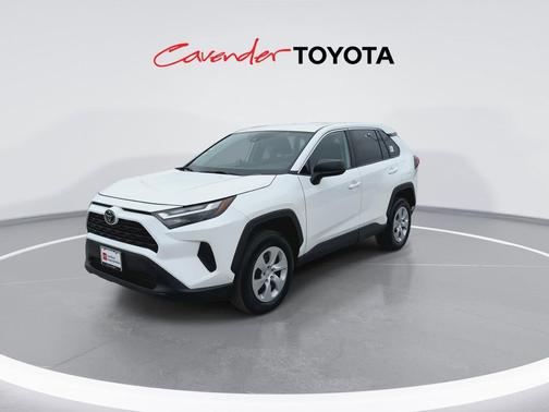 Ice Cap 2025 Toyota RAV4 LE