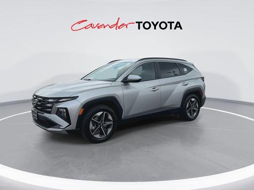 Shimmering Silver 2025 Hyundai TUCSON SEL