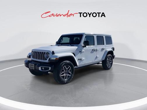 2025 Jeep Wrangler 4-Door Sahara 4x4