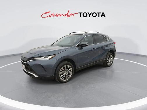 2023 Toyota Venza XLE