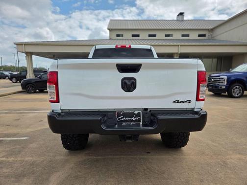 Bright White Clearcoat 2024 RAM 2500 Tradesman Crew Cab 4x4 6'4' Box
