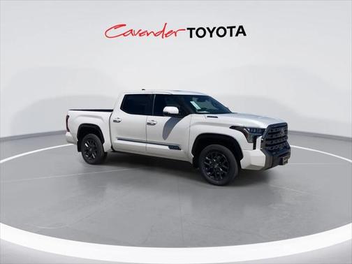 2025 Toyota Tundra Hybrid Platinum