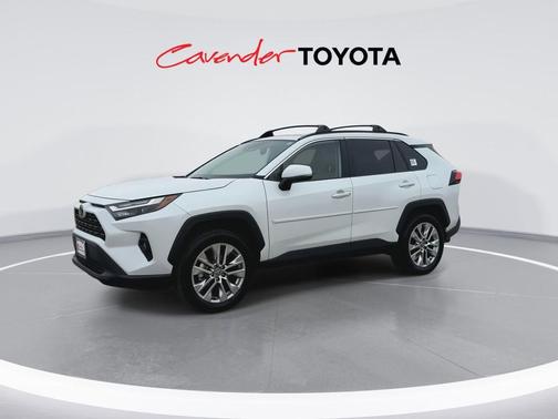 Wind Chill Pearl 2025 Toyota RAV4 XLE Premium