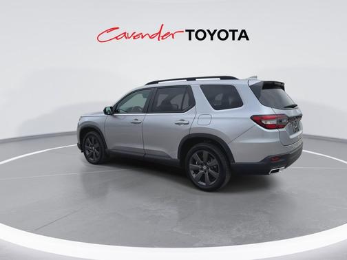 2025 Honda Pilot Sport