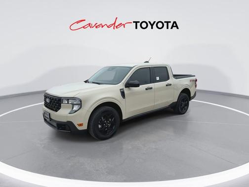 Desert Sand 2025 Ford Maverick XLT