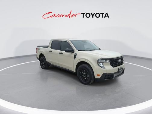 Desert Sand 2025 Ford Maverick XLT