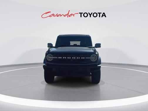 Azure Gray Metallic Tri-Coat 2024 Ford Bronco Outer Banks