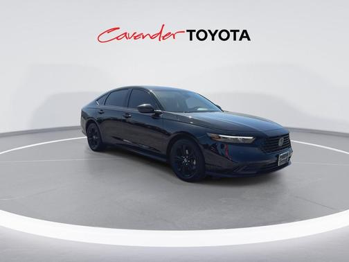Crystal Black Pearl 2025 Honda Accord SE