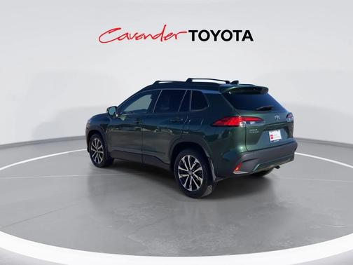 2024 Toyota Corolla Cross XLE