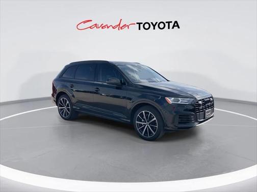 2023 Audi Q7 55 Premium Plus