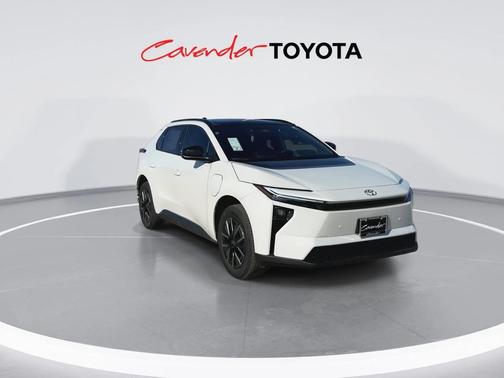 2026 Toyota bZ XLE Plus