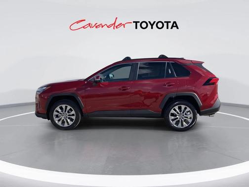 2025 Toyota RAV4 XLE Premium