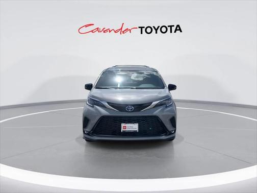 2024 Toyota Sienna XSE 7 Passenger