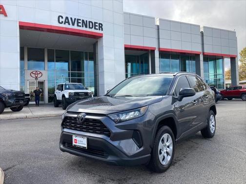 2020 Toyota RAV4 LE