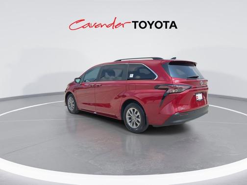 Ruby Flare Pearl 2025 Toyota Sienna XLE