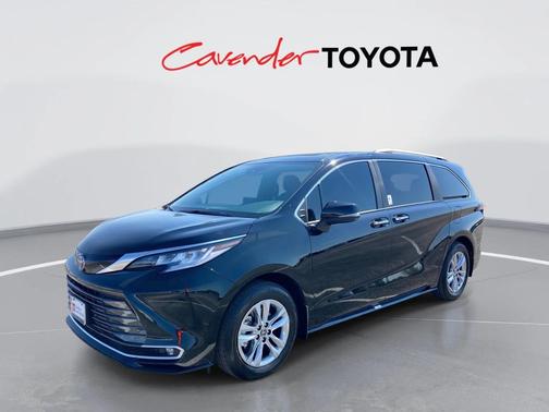 2025 Toyota Sienna Limited 7-Passenger
