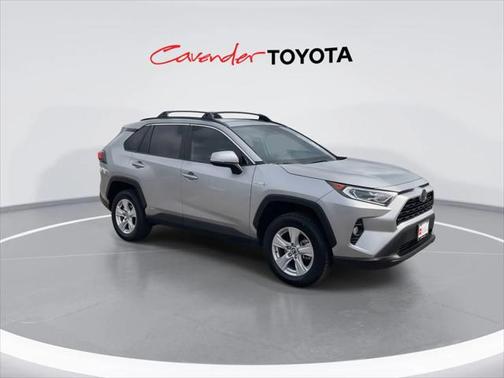 2020 Toyota RAV4 Hybrid XLE