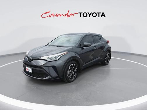 2022 Toyota C-HR XLE