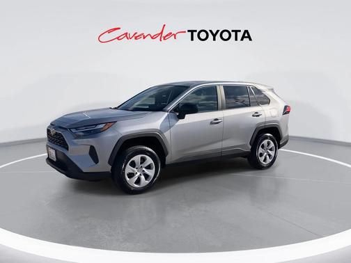 2025 Toyota RAV4 LE