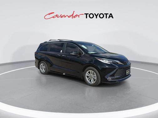 2025 Toyota Sienna Limited