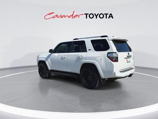 Ice Cap 2024 Toyota 4Runner SR5 Premium