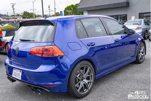 2016 Volkswagen Golf R 2.0T DSG