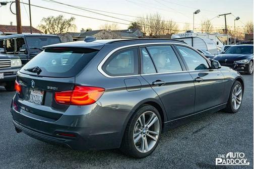 2017 BMW 330 xDrive